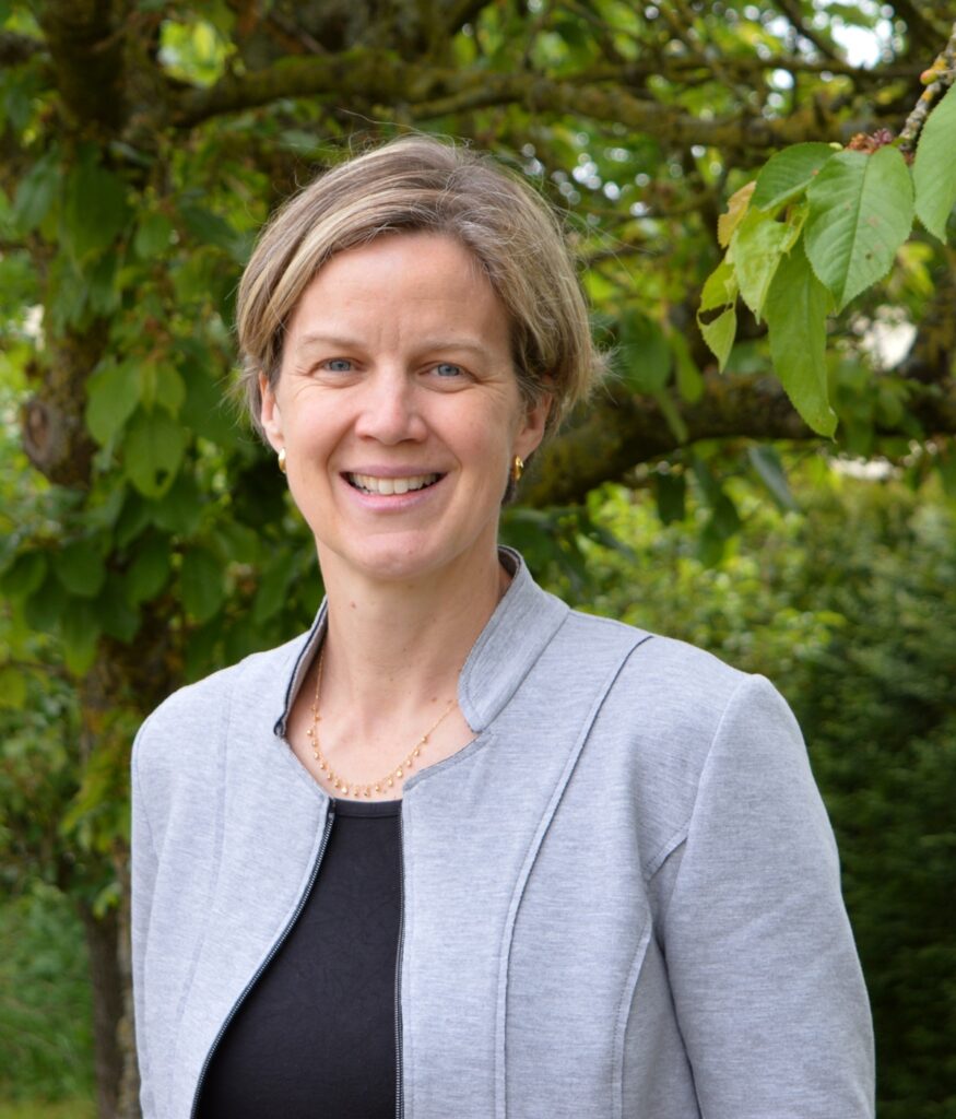 speaker photo