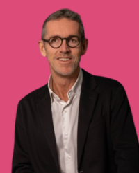 speaker photo