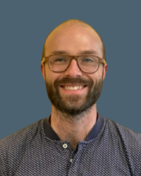speaker photo